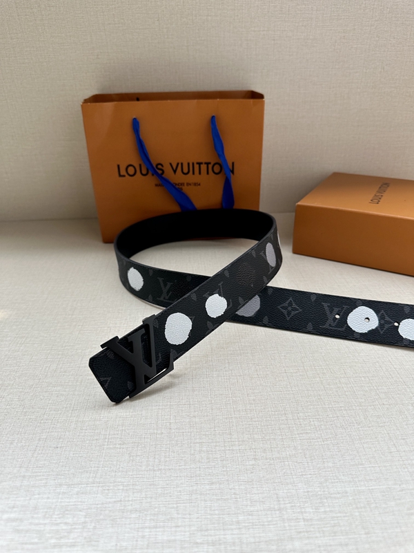 激安ルイヴィトンベルト背面デザイン